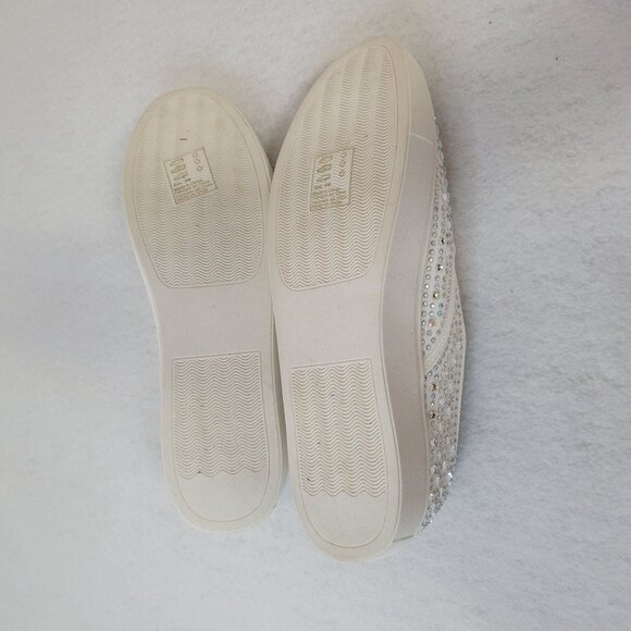 White Cruz Slip-On Rhinestone Embellished Sneakers 9M - Picture 8 of 9